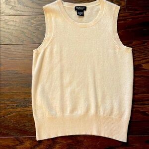 Lord and Taylor Vintage Cream Sleeveless Sweater/vest
100% Cashmere